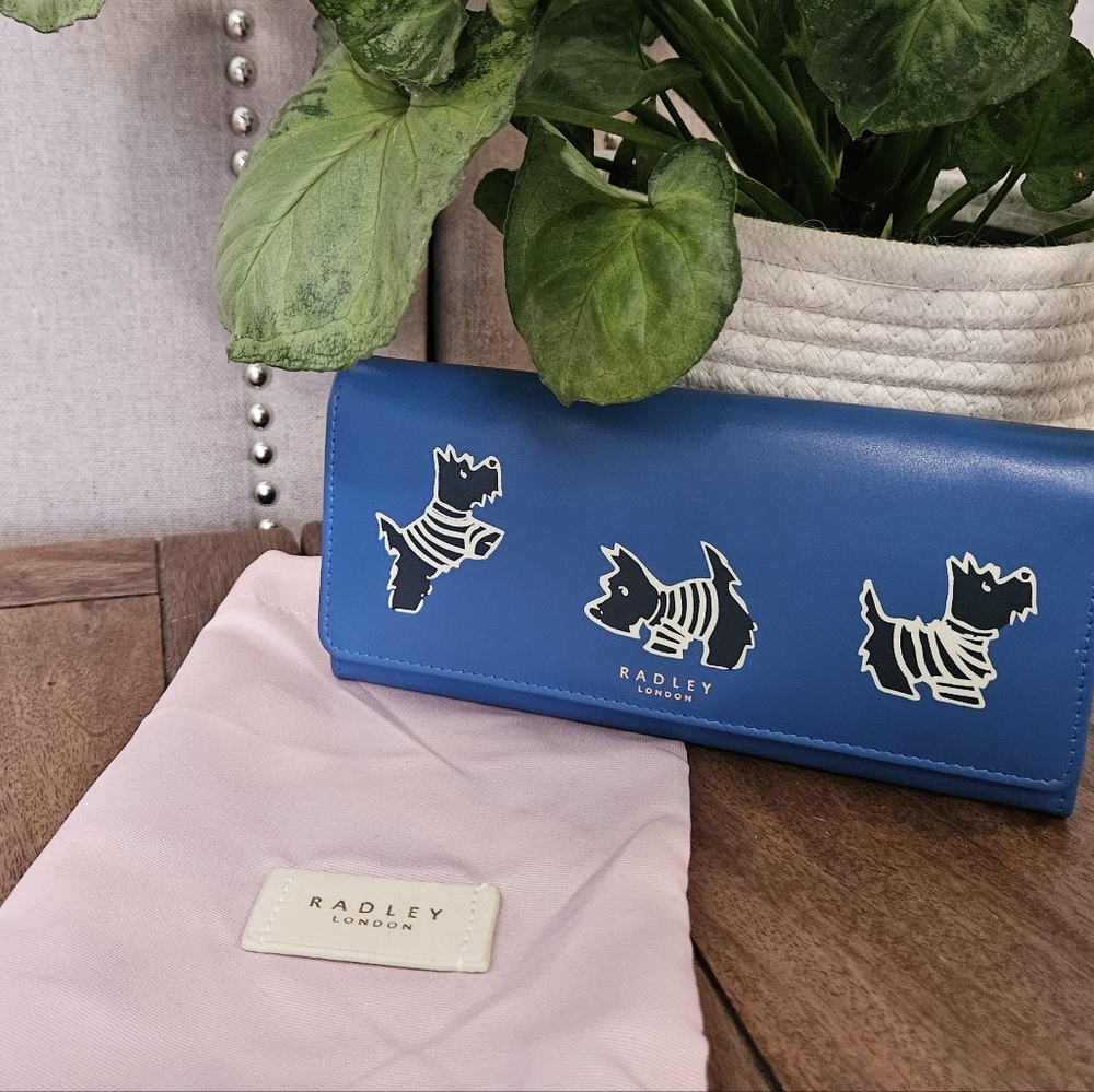 Radley London Blue Wallet with Dog Design - Picture 7 of 7